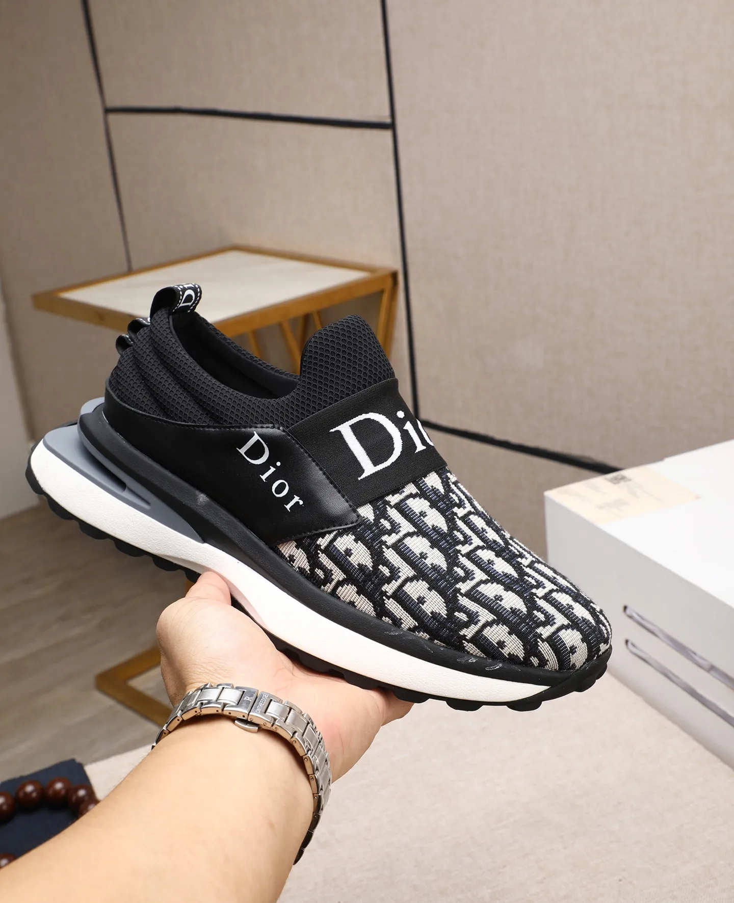 Men's men's shoes💰460 🌹🌹[Dior] 2025 latest model🙈original replica! 👟👟👟You can go to the top-notch workmanship. The upper is made of Italian 🇮🇹imported cowhide. The mesh lining is suitable for travel. The original replica outsole makes it suitable for all kinds of travel, showing low-key luxury. Let quality speak for itself. Color: Size: 38-44